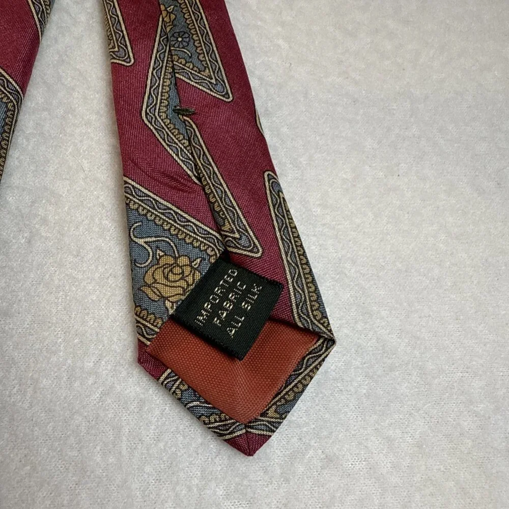 Vintage Bert Pulitzer Neck Tie Burgundy With Roses Pattern 100%‎ Silk 59